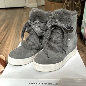 Steve Madden platform wedge sneaker